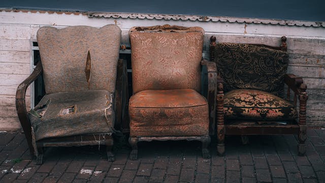 starý nábytek